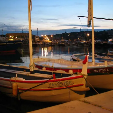 Apartment Charmant Studio *